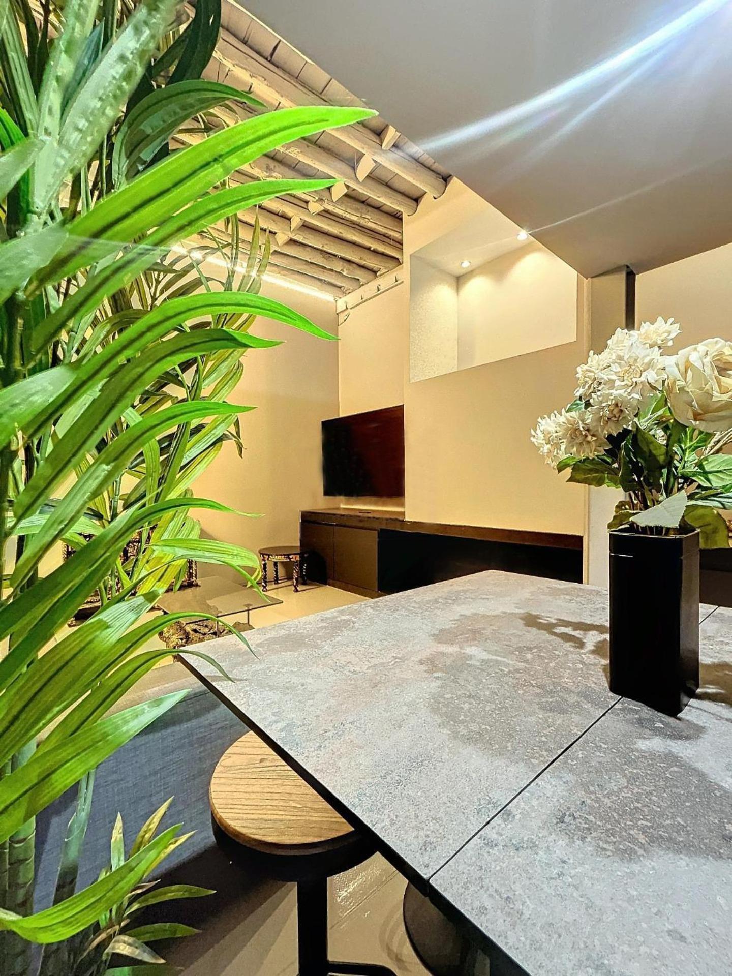 H&H Suite Santa Paula 그라나다 외부 사진